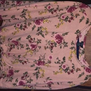 Plus size long sleeve floral crop top